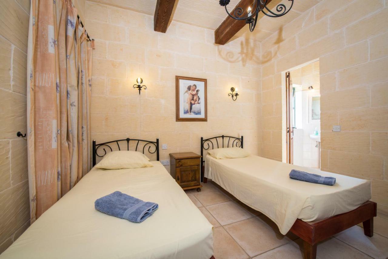 Sunset - Holiday Farmhouse With Large Private Pool In Island Of Gozo Nadur Exterior foto