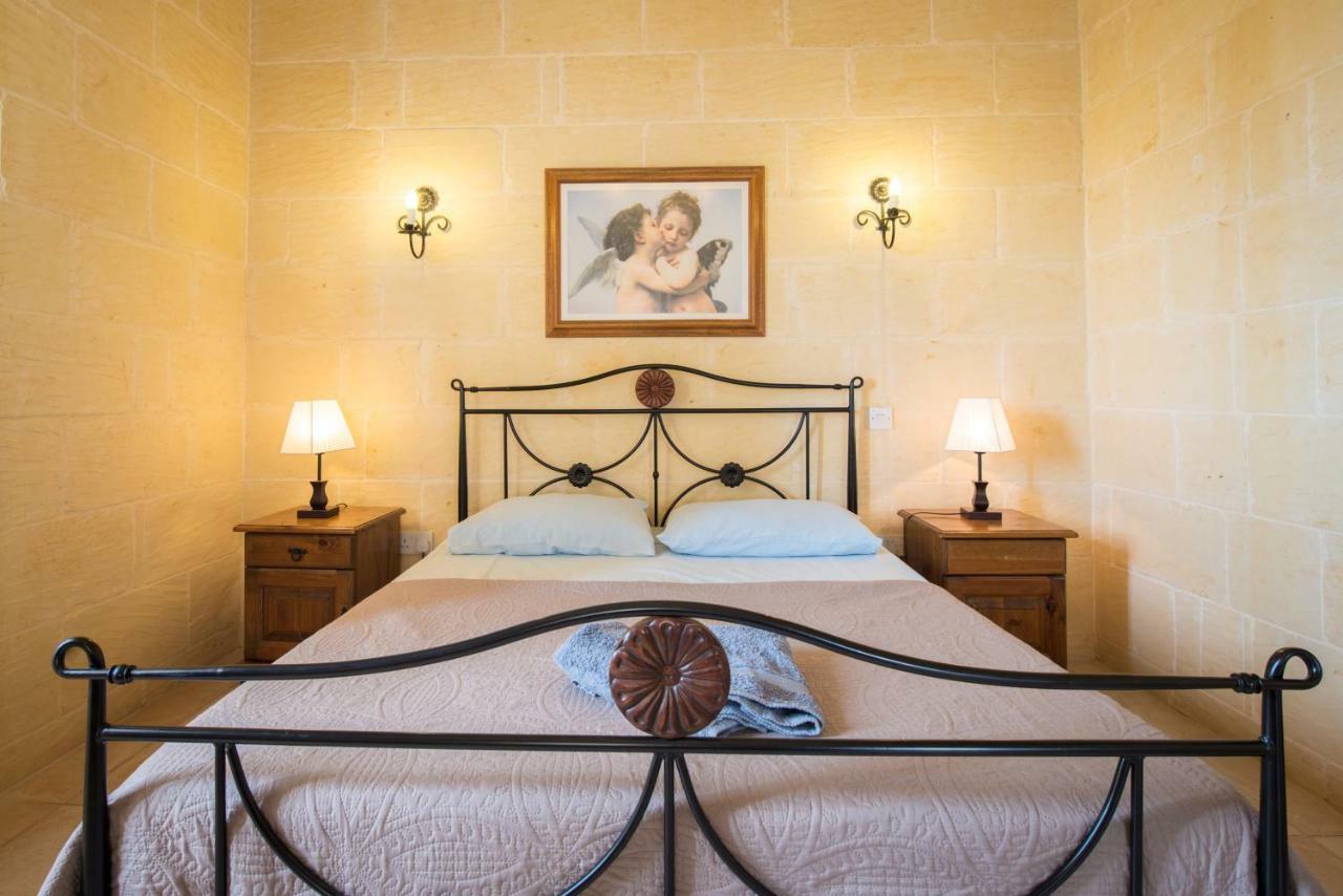 Sunset - Holiday Farmhouse With Large Private Pool In Island Of Gozo Nadur Exterior foto
